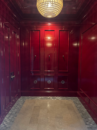 Interior Entry High Gloss